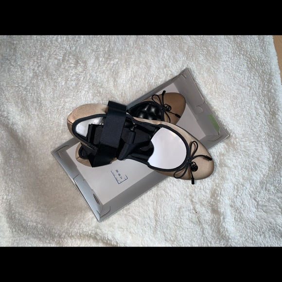 MK Ballet Style Flats - Picture 3 of 4